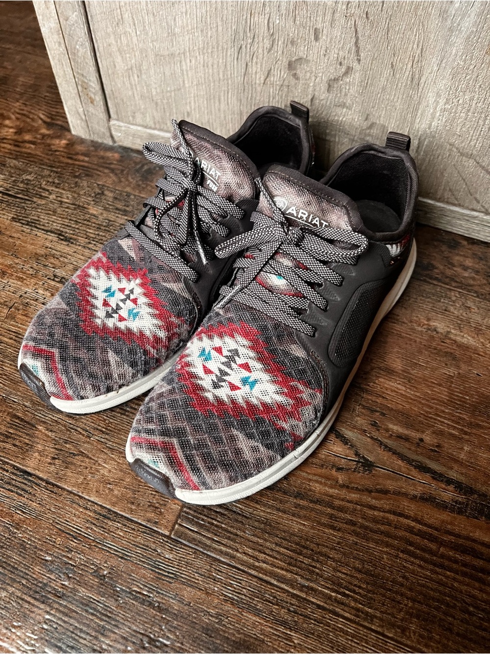 Ariat Women’s Grey Knit Sneakers with Red & Blue Aztec Pattern - Picture 2 of 4